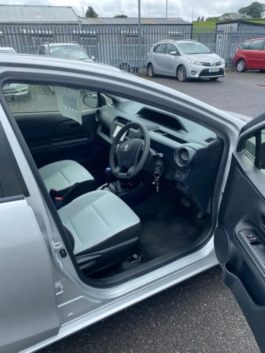 Toyota Aqua 1.5 - Image 3