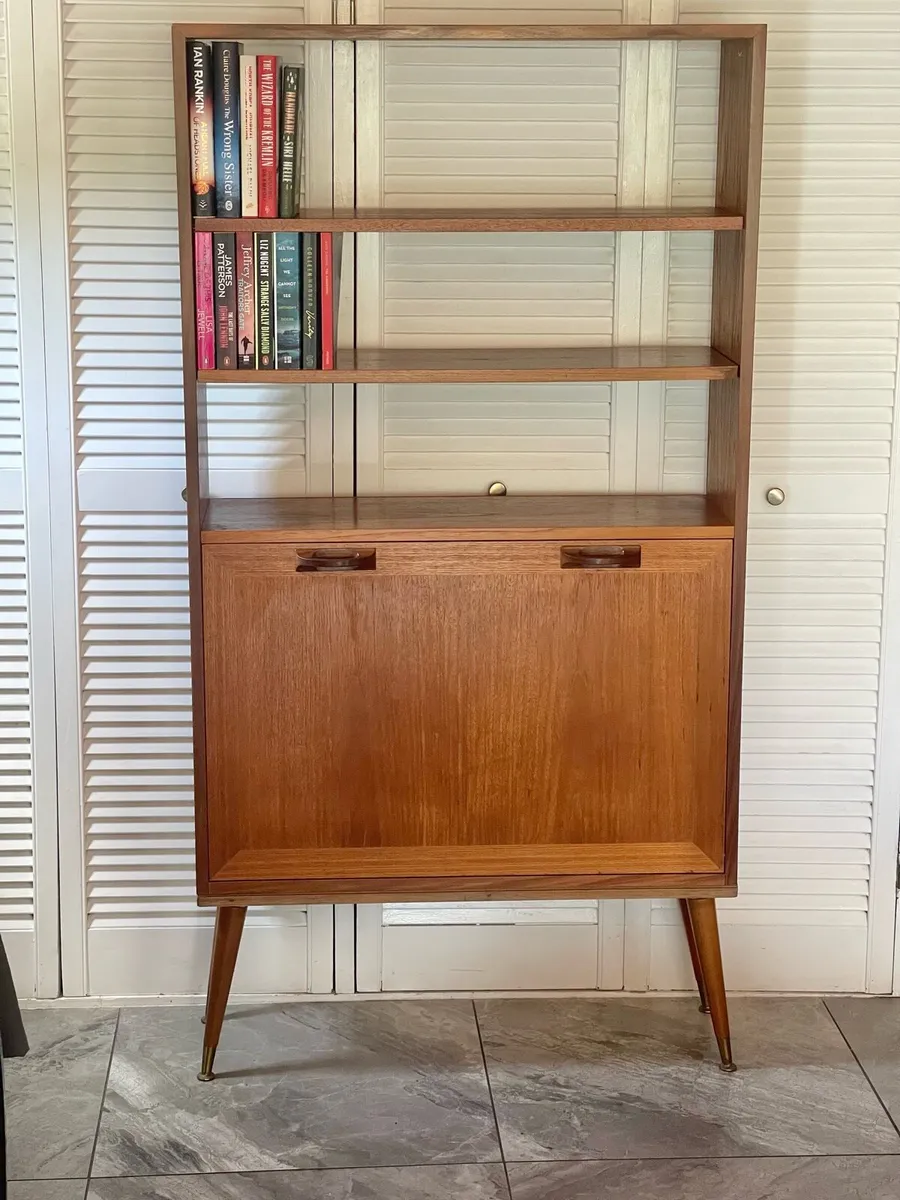 Mid century G plan book & drinks - Image 2