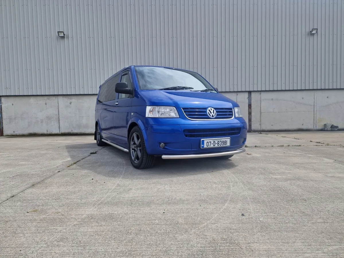 VW Transporter Crew Cab - Image 1