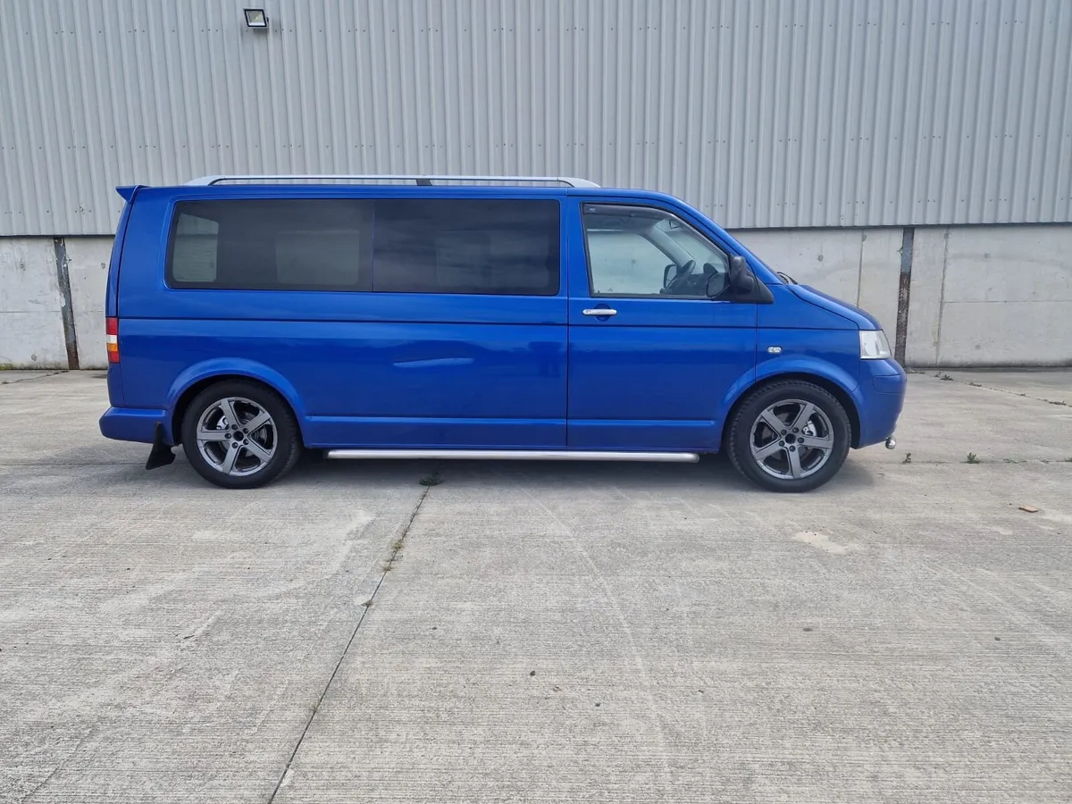 VW Transporter Crew Cab - Image 4