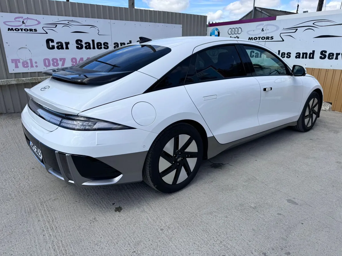 2023 Hyundai IONIQ 6 77.40 kWh Long Range - Image 2