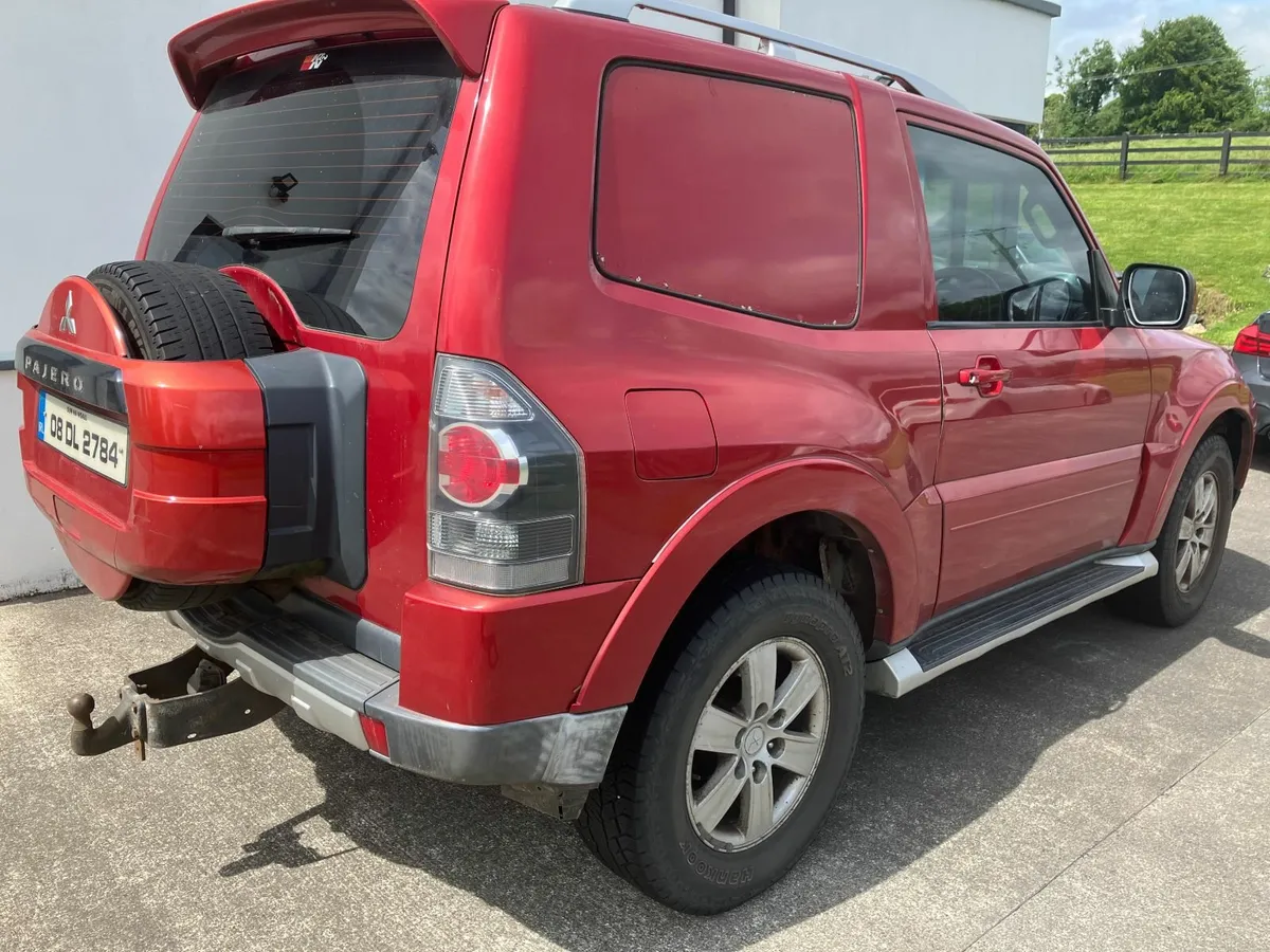 Mitsubishi Pajero 2008 - Image 1