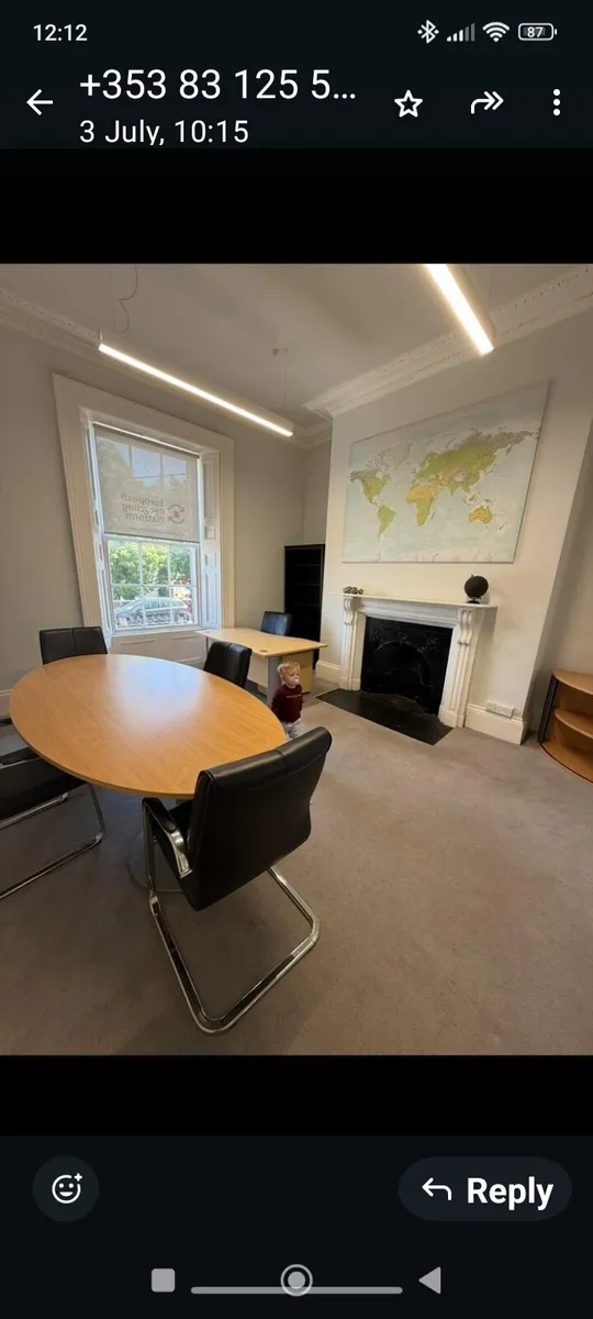 Office furniture - Image 1