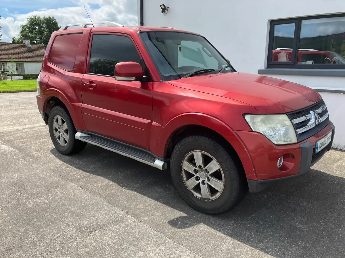 Mitsubishi Pajero 2008 - Image 2