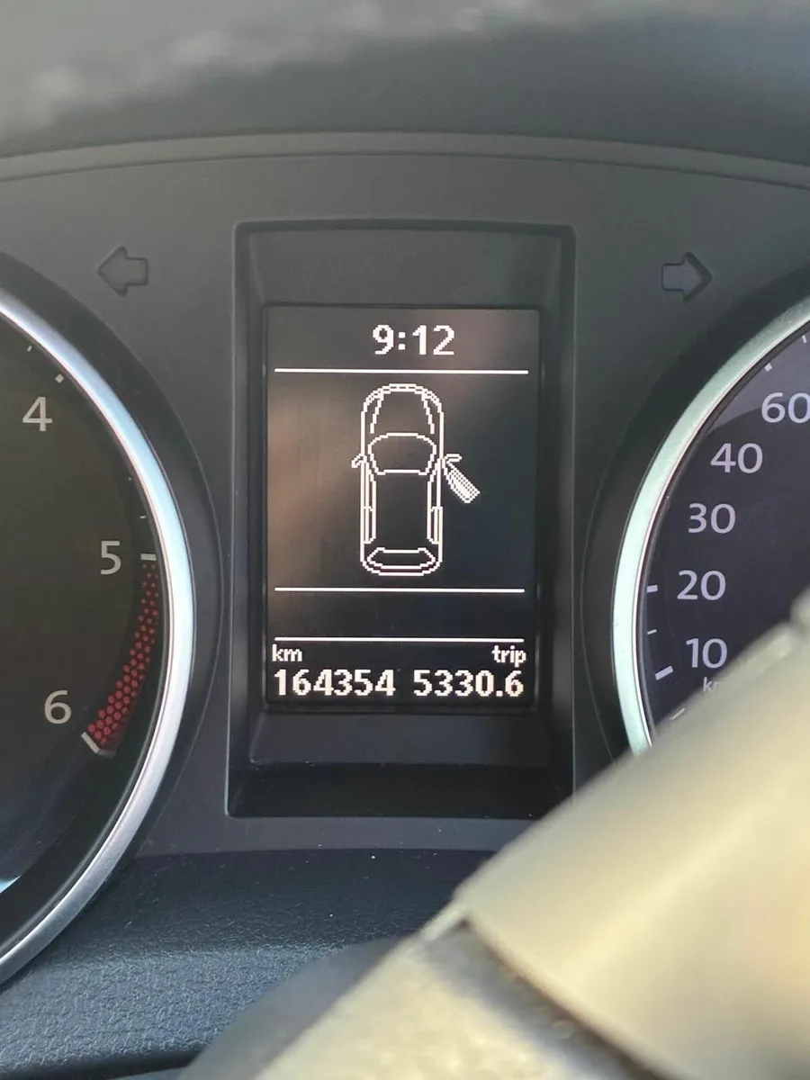 2012 Golf TDI 1.6L - Image 2