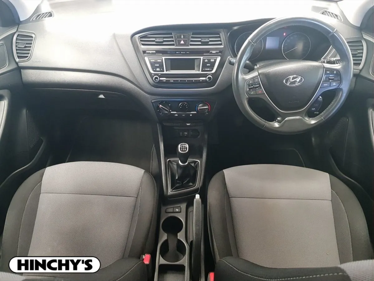 Hyundai i20 1.2 Deluxe - Image 3