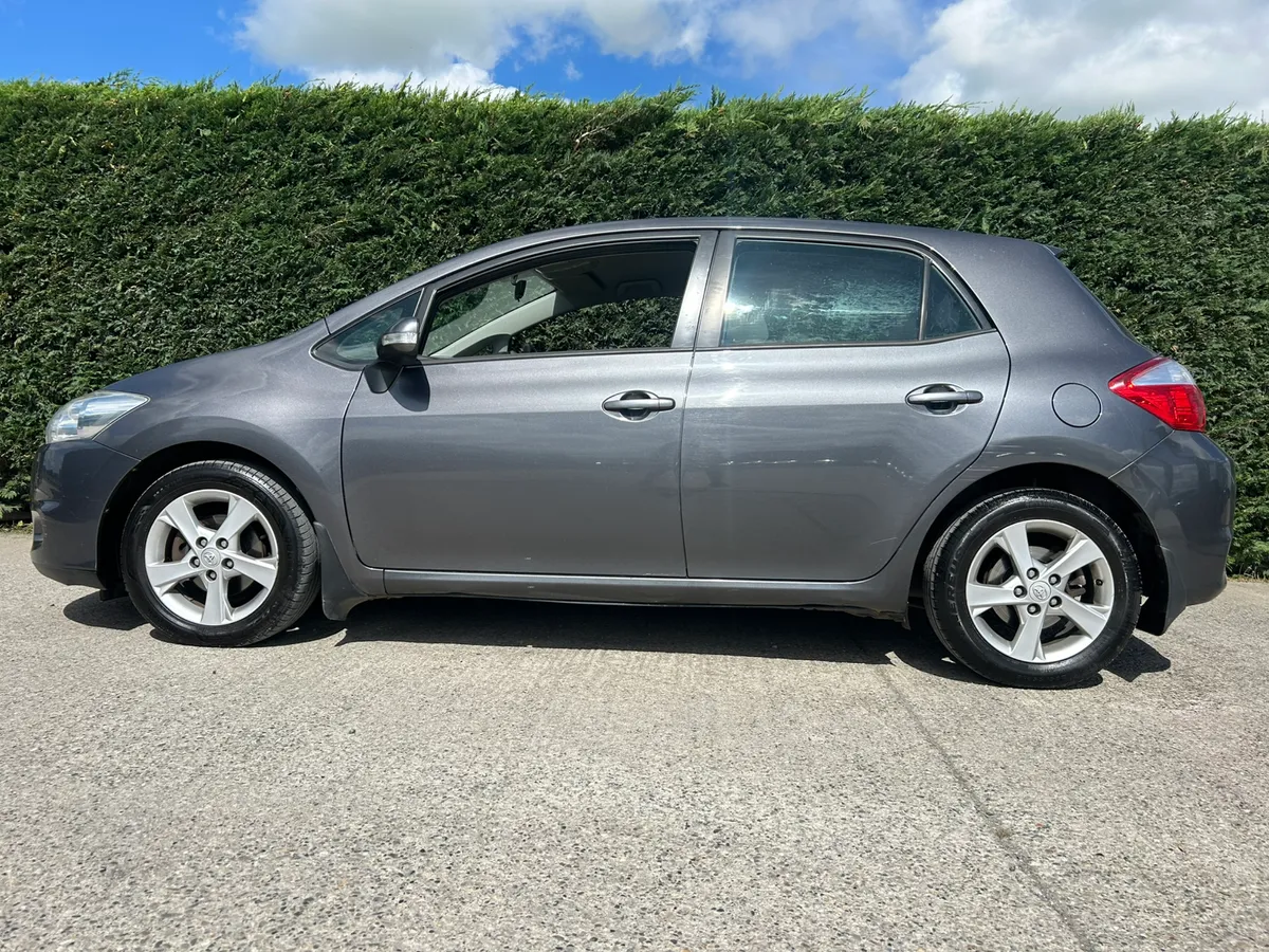 2011 TOYOTA AURIS 1.4 D-4D - Image 3