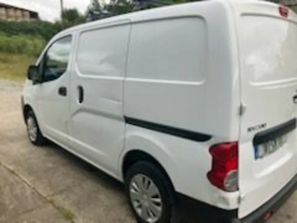 Nissan NV200 2018 - Image 2