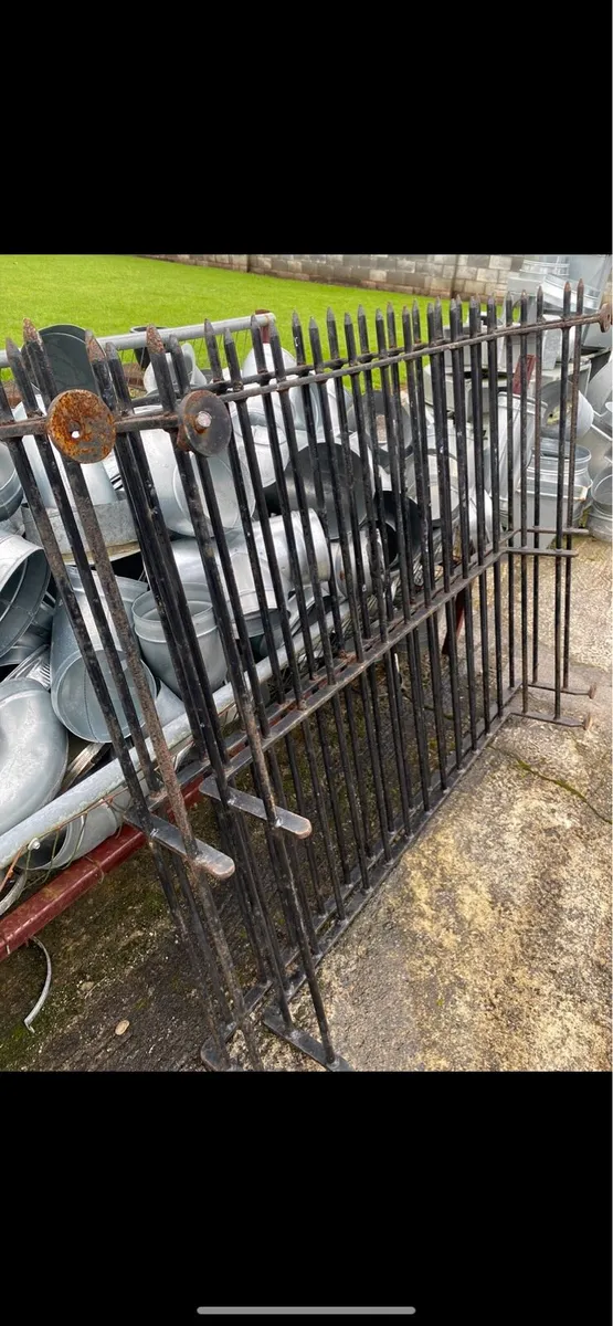 Steel window grids