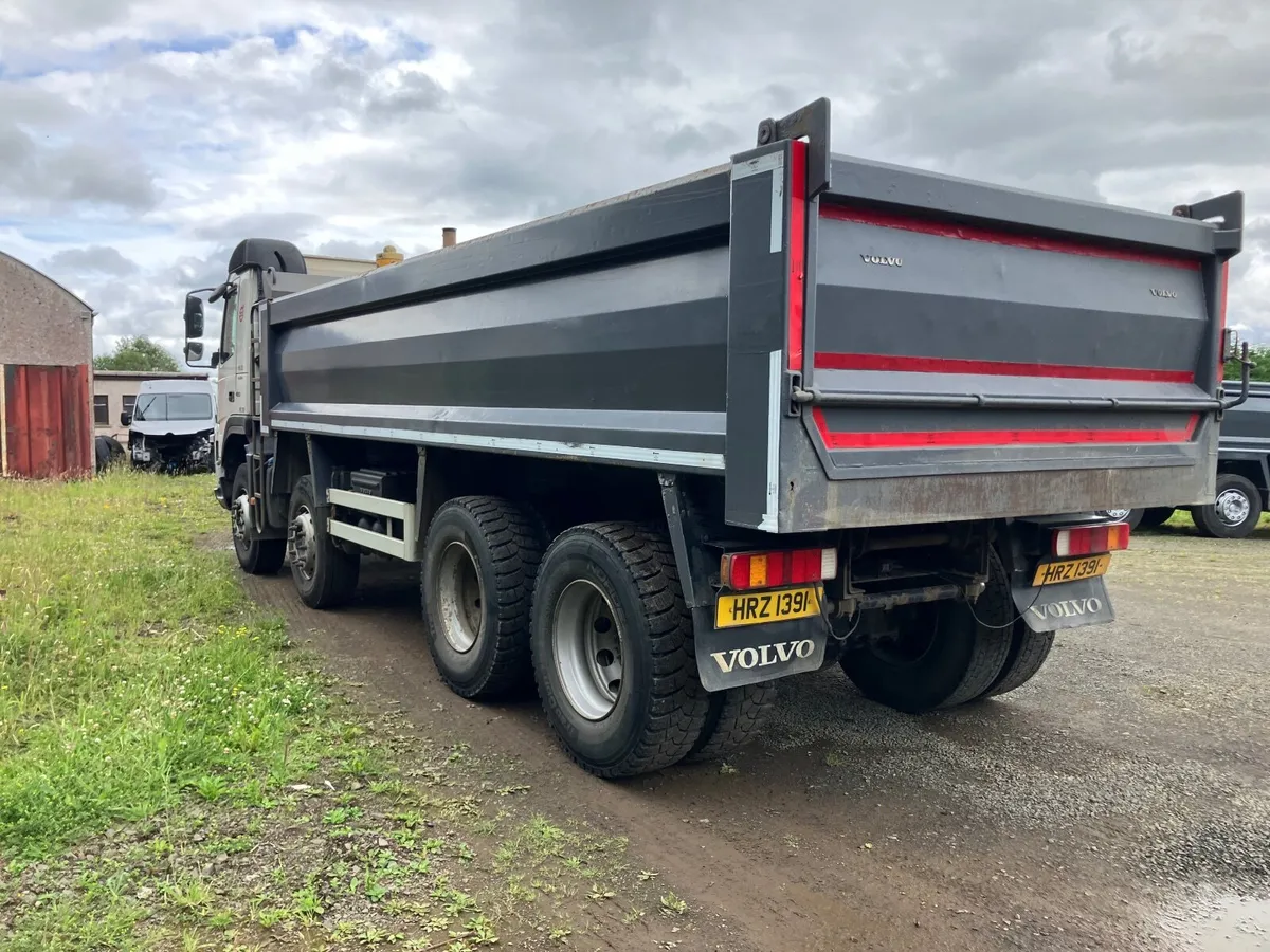 Volvo Fm 420 8 Wheel  steel tipper 2014 - Image 4