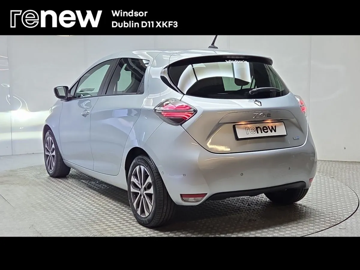 Renault Zoe R135 Z.E 50 GT Line CCS Rapid Charge - Image 4
