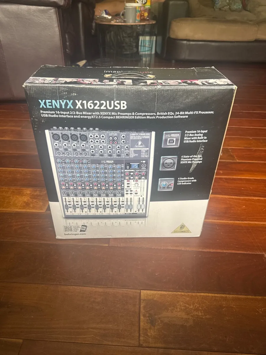 Music mixer - Image 1