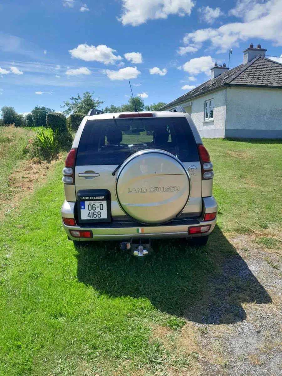 06 Toyota Land cruiser - Image 3