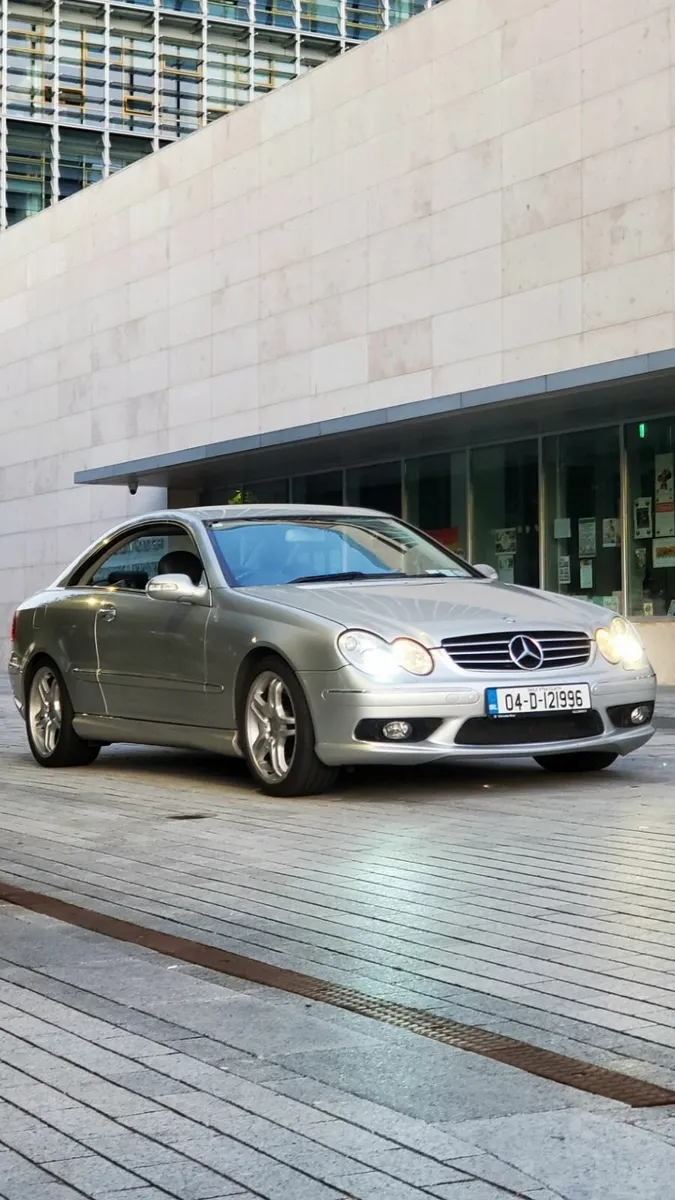 Mercedes-Benz CLK 55 AMG - Image 1