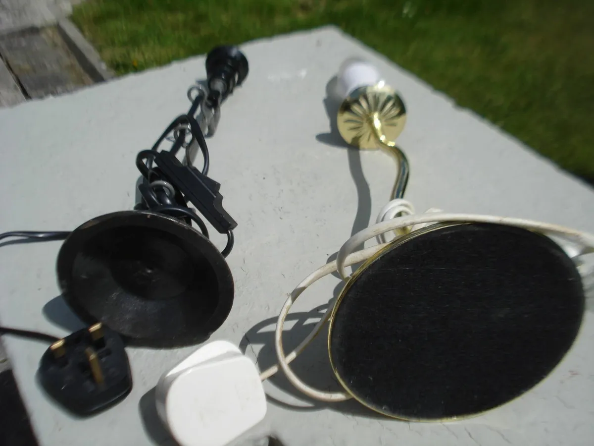 2  METAL LAMP SHADE BASES. - Image 2