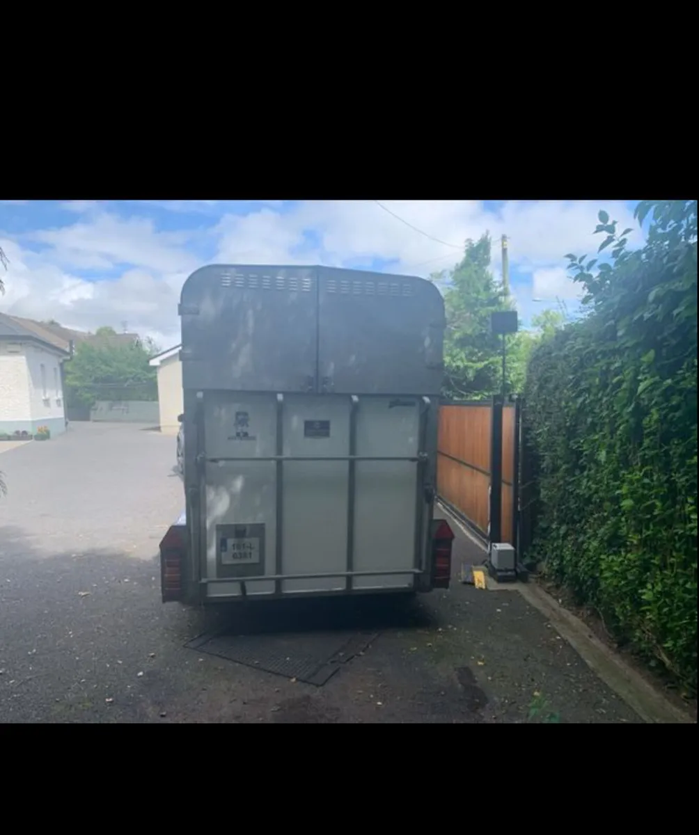 Ifor Williams 510 Horsebox - Image 2