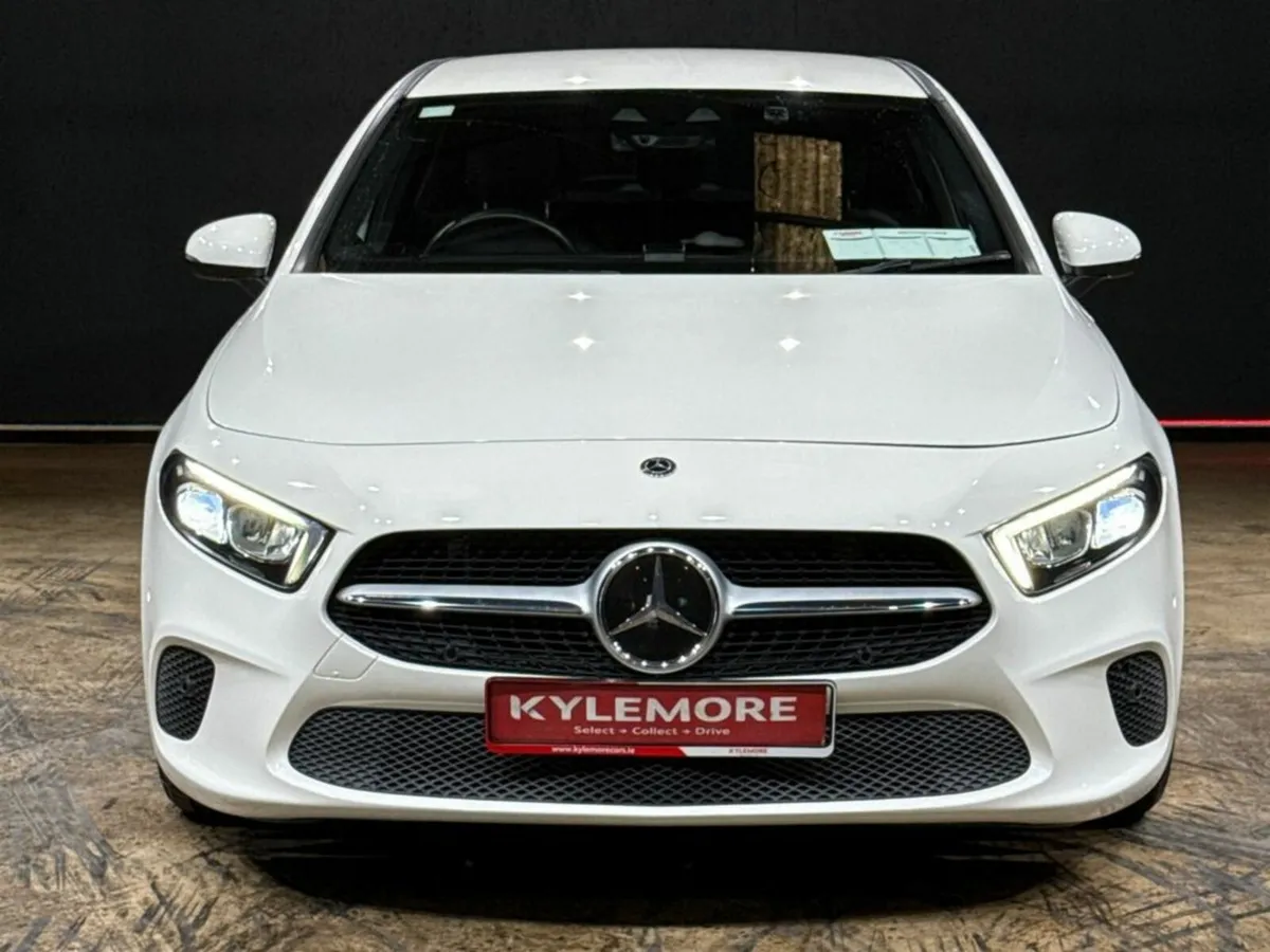 Mercedes-Benz A-Class 1.3 AUTOMATIC - Image 4