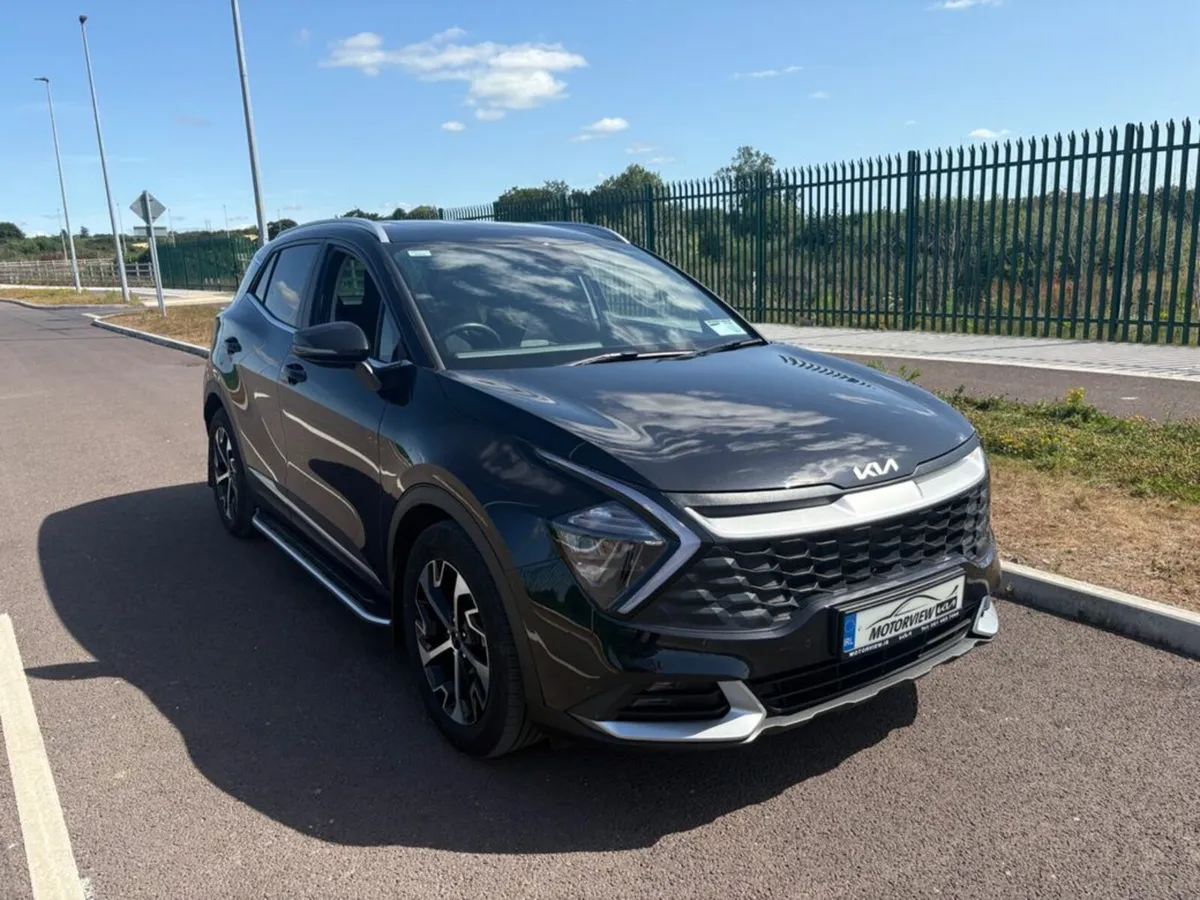 Kia Sportage 1.6D K3 SIDE STEPS , Privacy Glass, H - Image 2