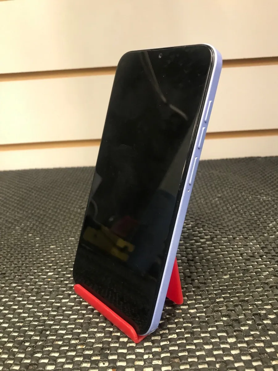 Hot 40 Pro - Image 2