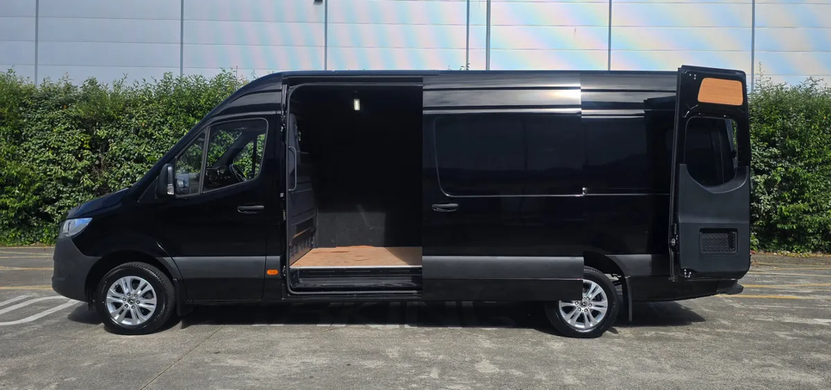 Mercedes Sprinter 317/43 Auto - Low KM, High Spec - Image 4