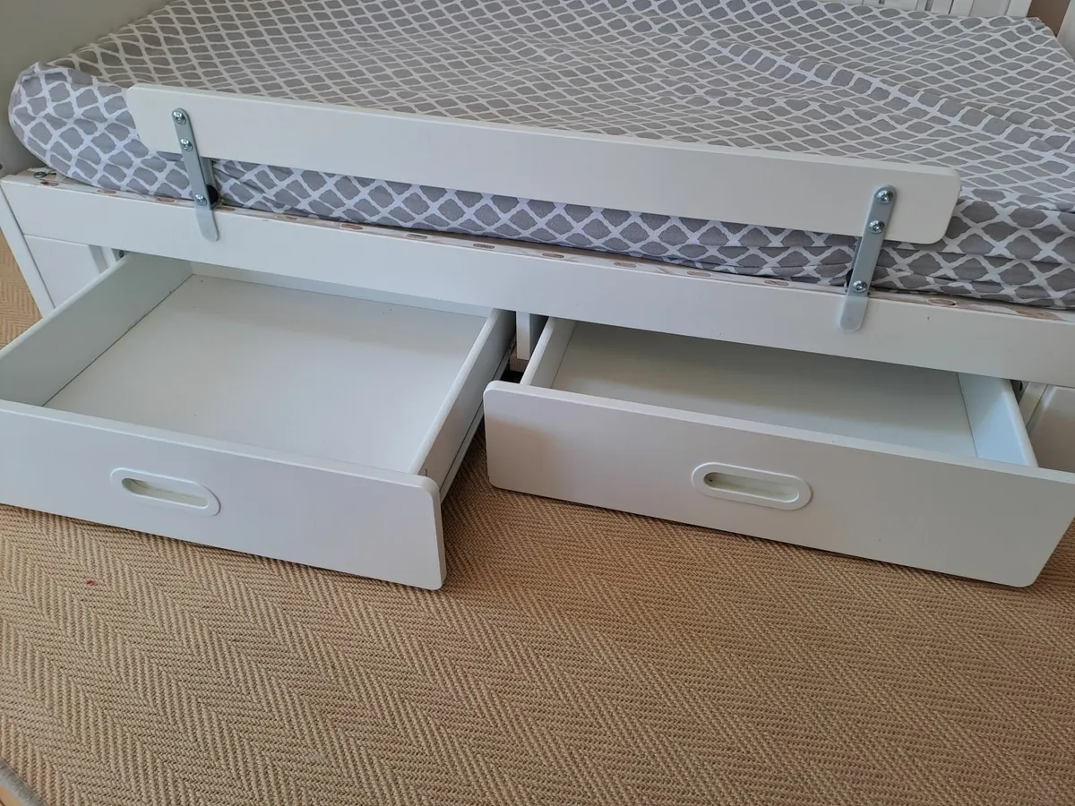 Stuva cot bed - custom high guard for toddler - Image 3