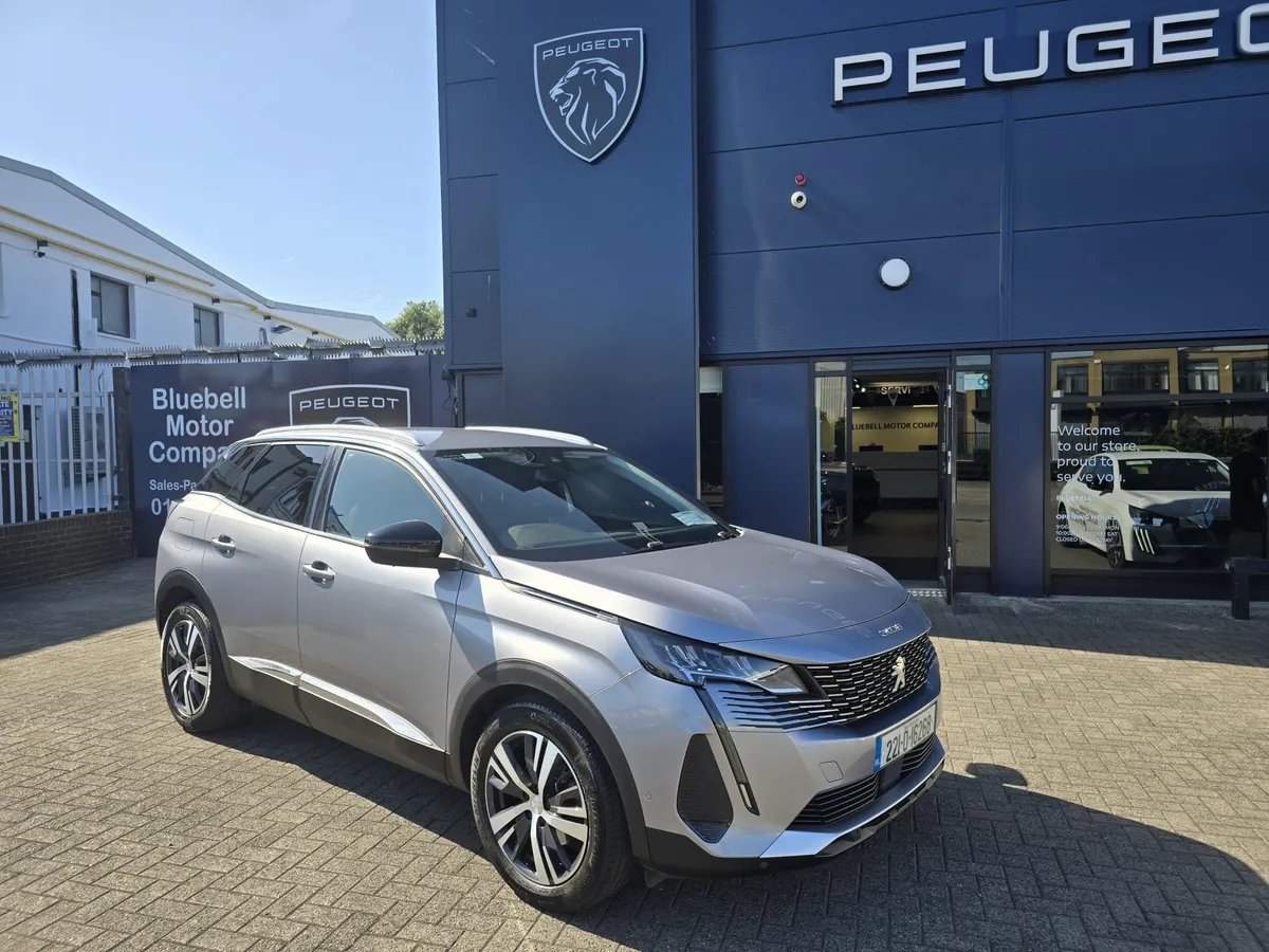 2022 Peugeot 3008 Allure 1.2 Automatic - Image 2