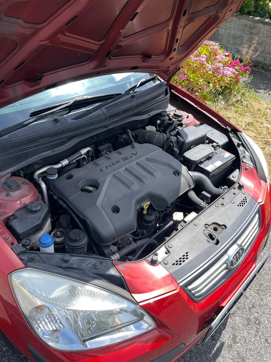 2009 Kia Rio - Image 2