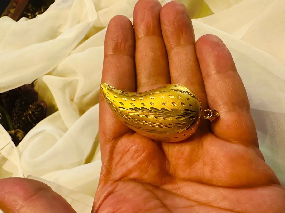 21. K. CT. Gold charm 11,6 grams - Image 3