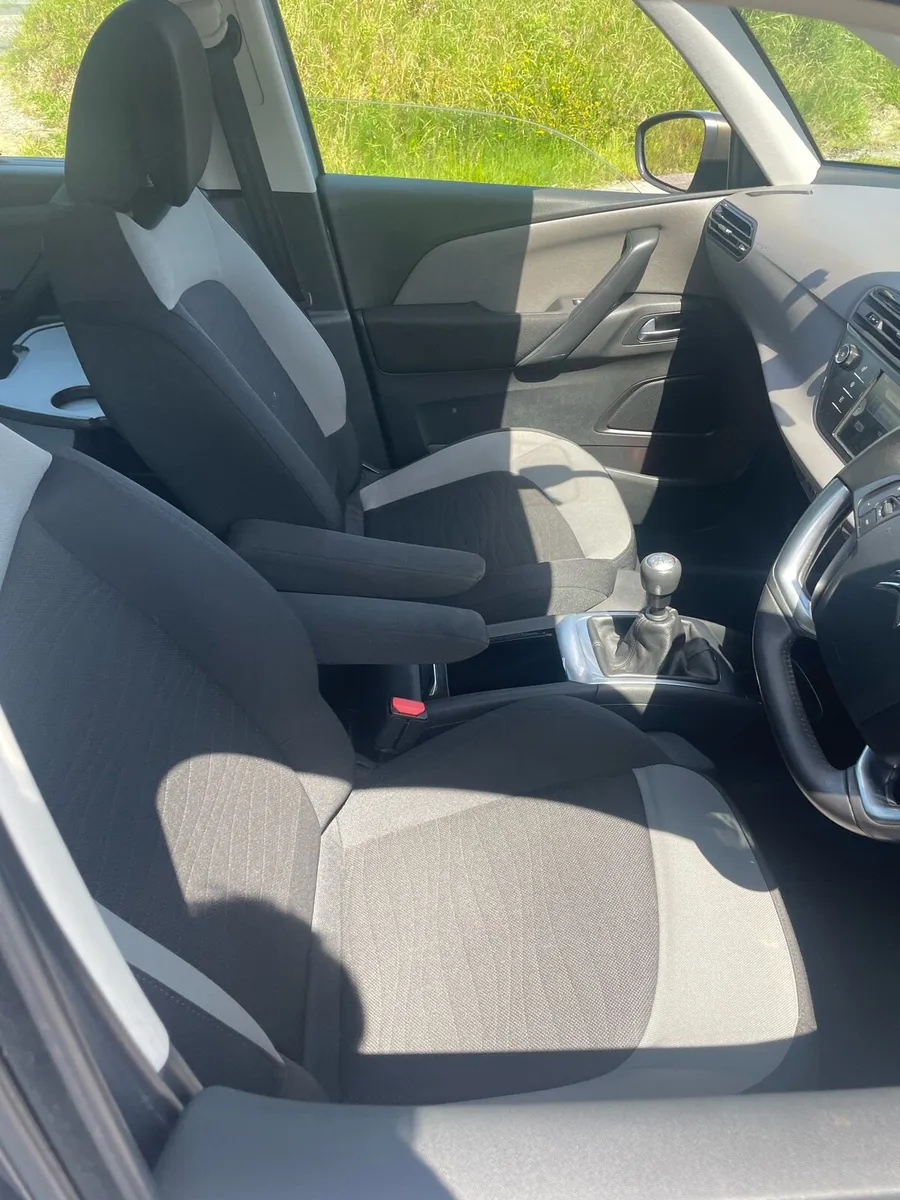 Citroen C4 Picasso(Low mileage) - Image 4