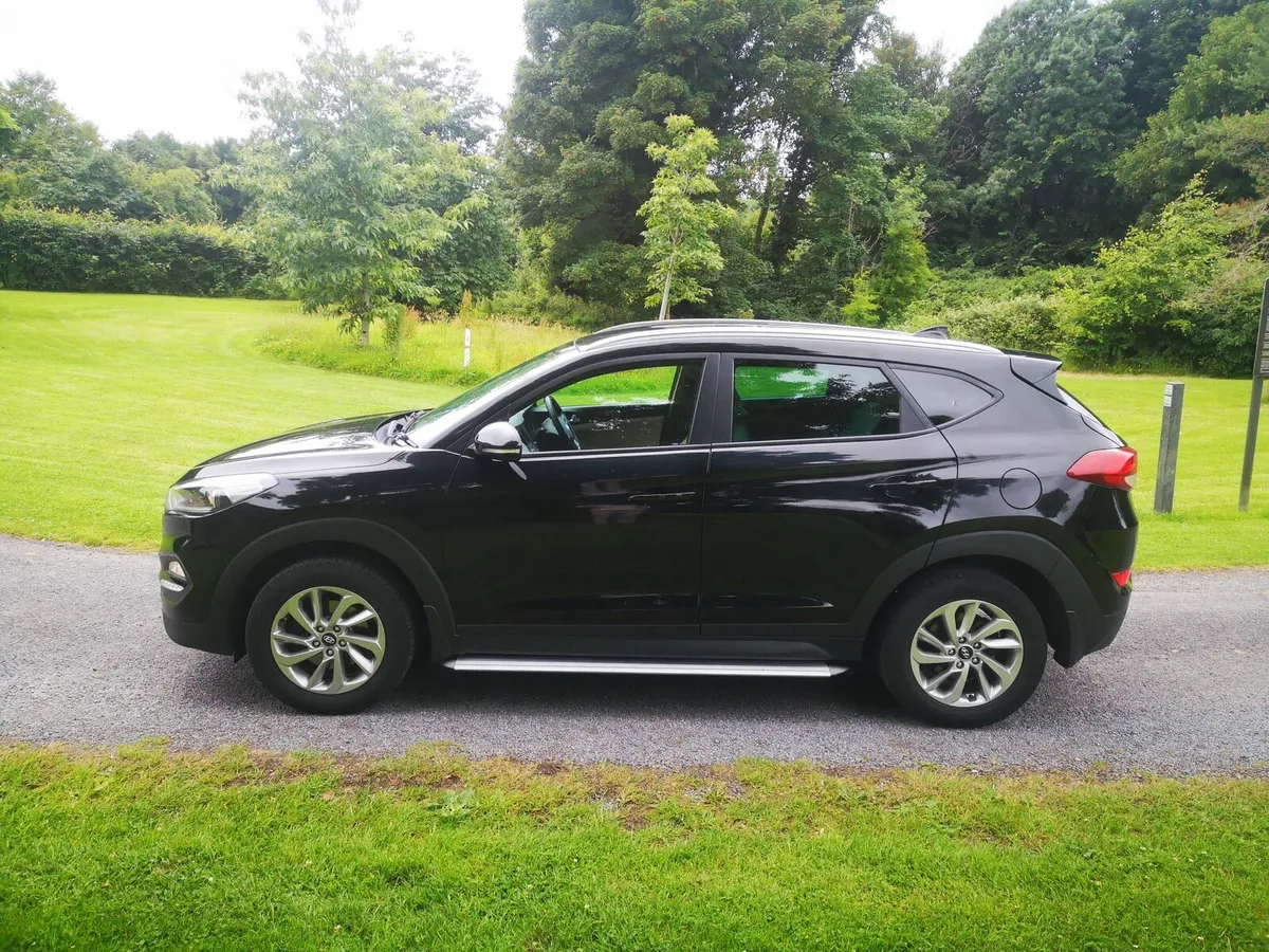 Hyundai Tucson Executive 1.6 Diesel - Image 3