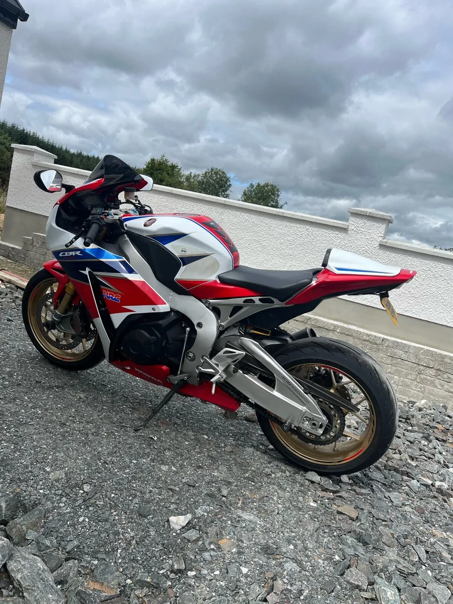 Honda fireblade sp - Image 2