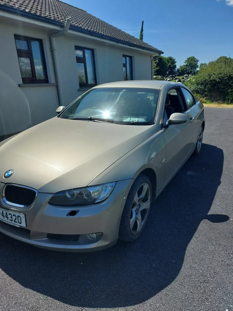 BMW 3-Series 2007 - Image 1
