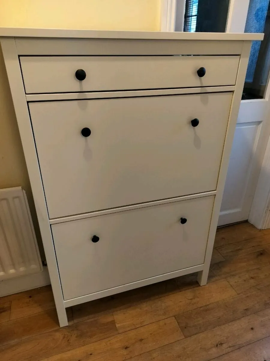 Hemnes shoe cabinet - Image 1
