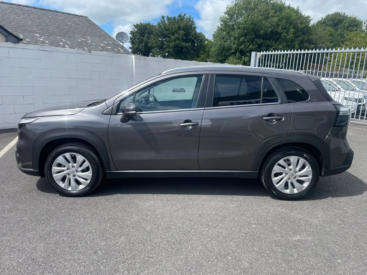 Suzuki S-Cross AUTO - Image 4