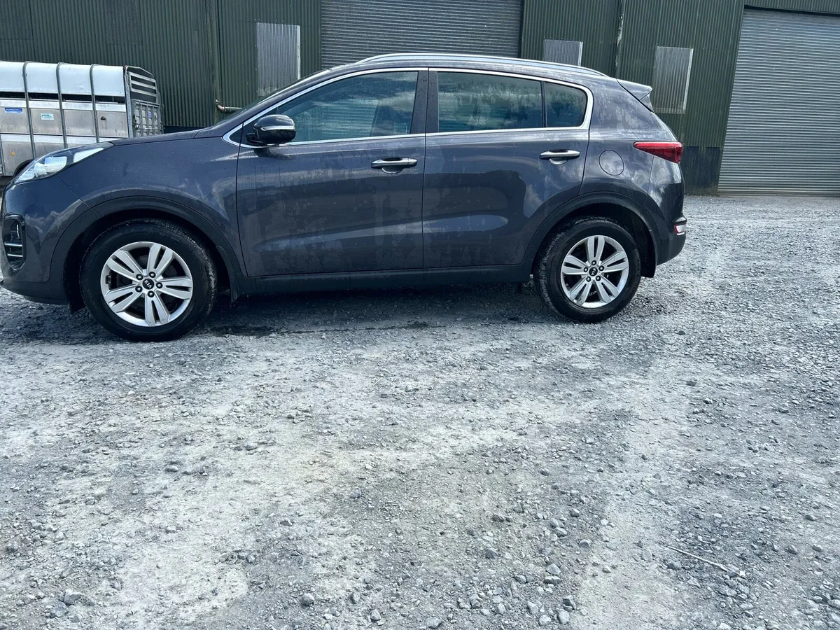 2018 Kia  sportage Diesel - Image 4