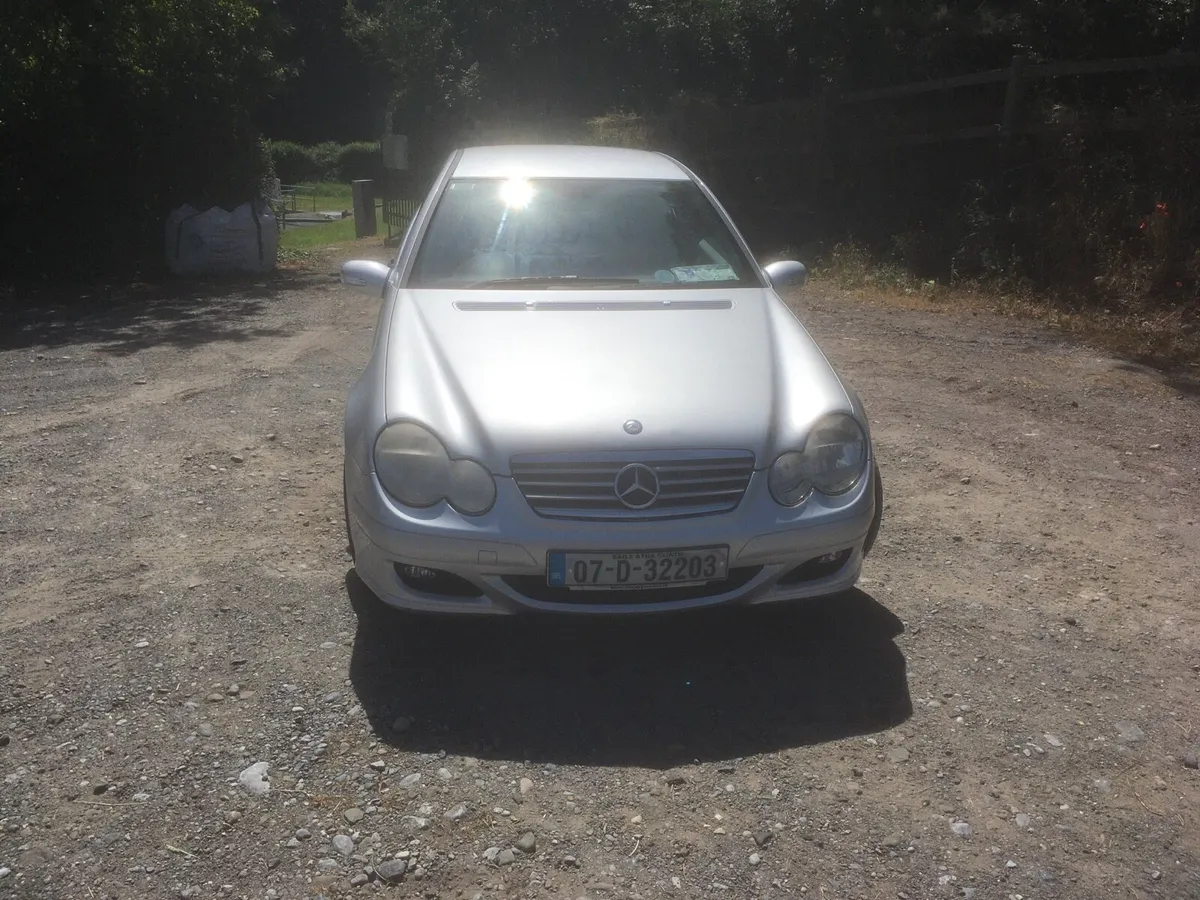 Mercedes’ Benz C180 Sports Coupe - Image 3