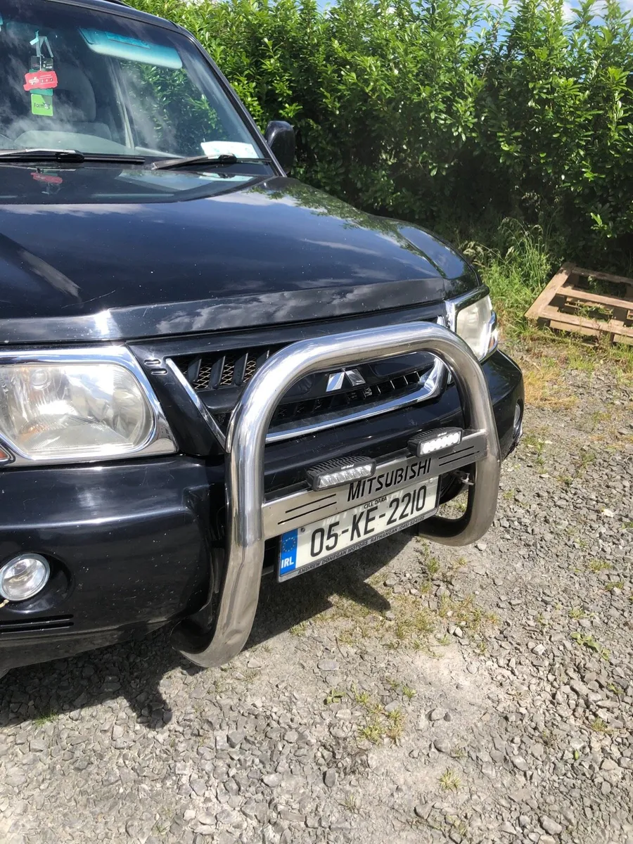 Auto Pajero 3.2 - Image 1