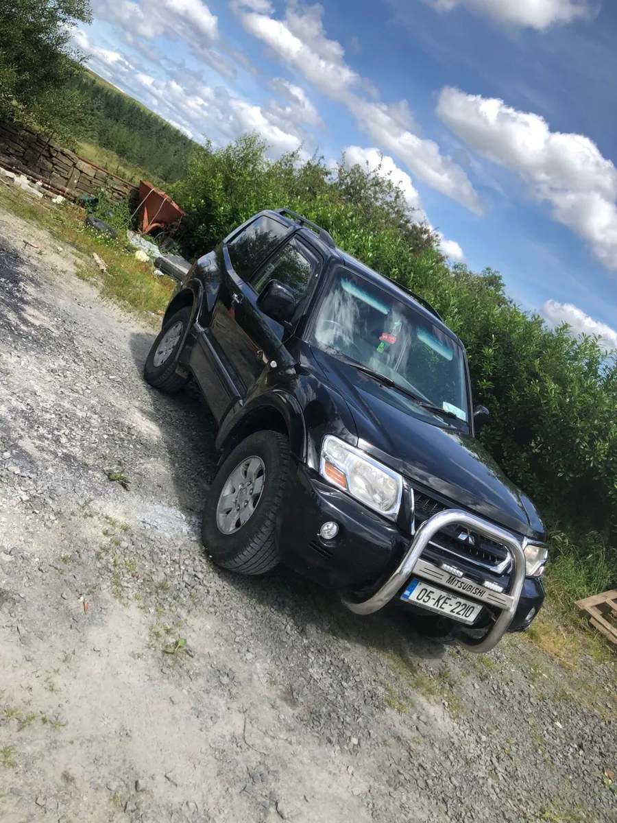 Auto Pajero 3.2 - Image 3