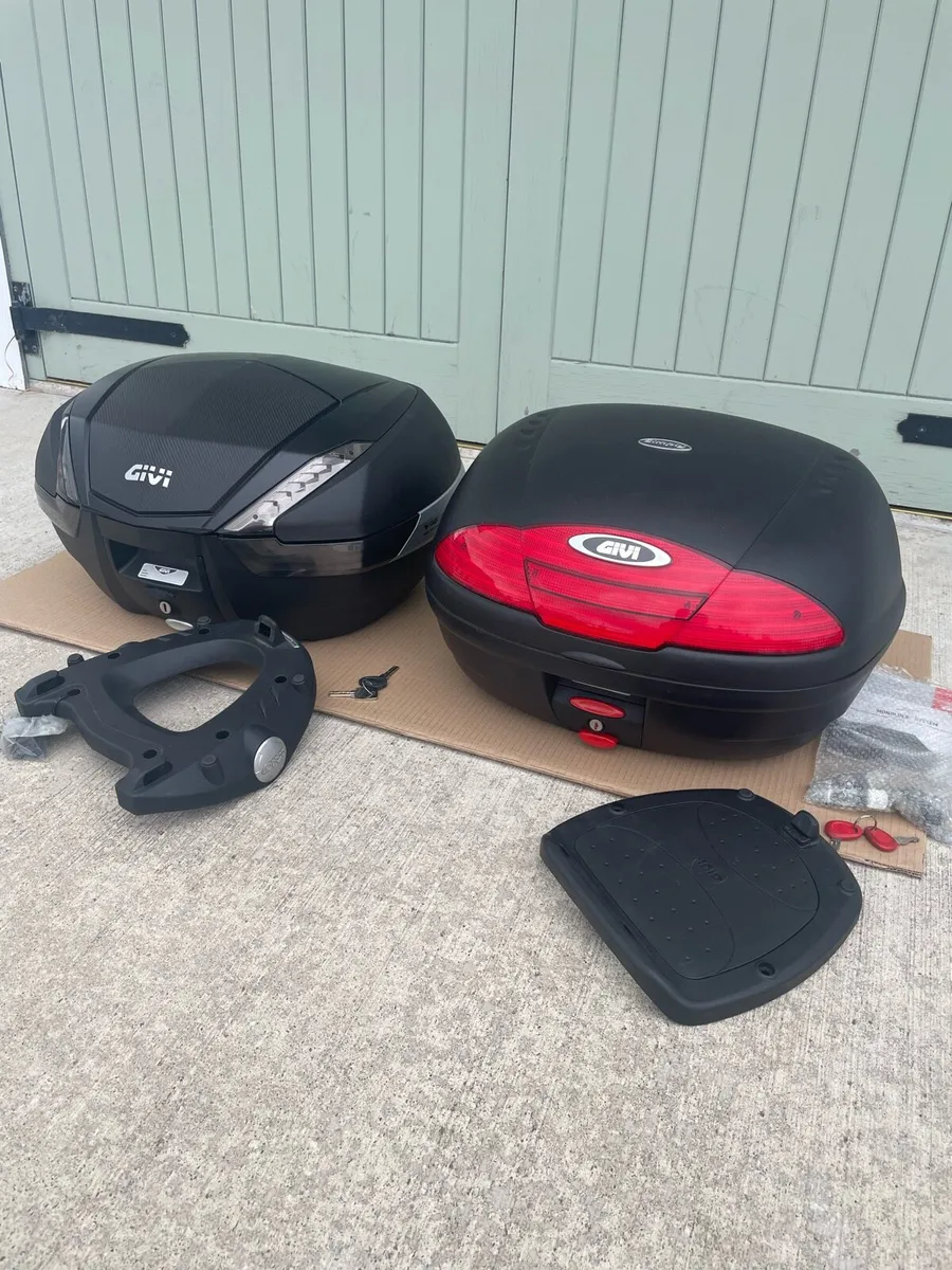 Givi top boxes - Image 1