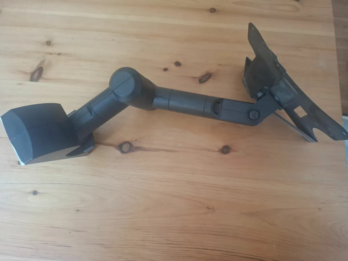 TV bracket - Image 2