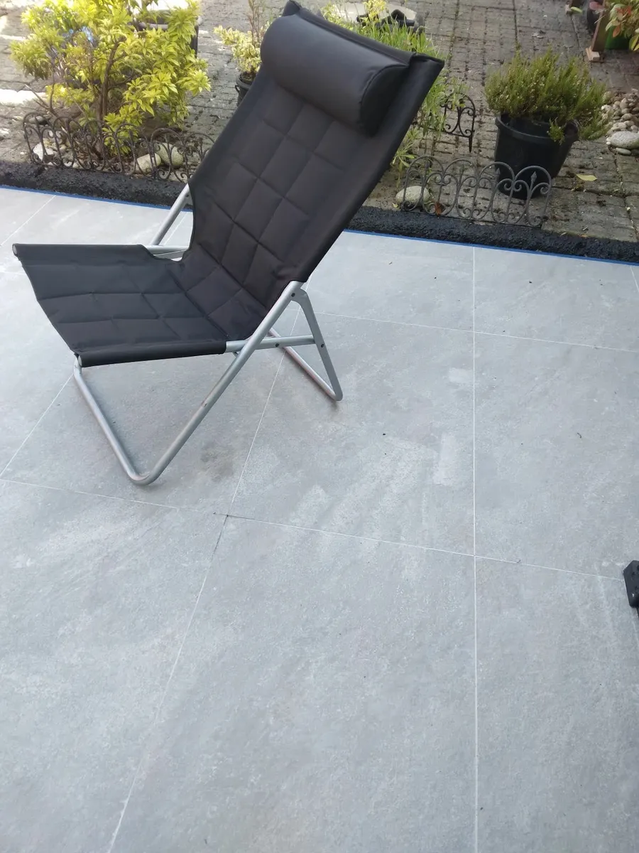 Fold up chair - Image 1