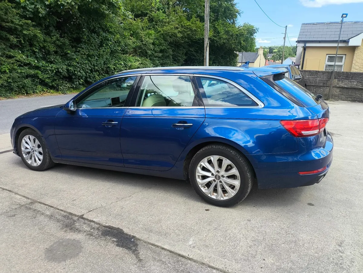 Audi A4 Avant 2017 - Image 2