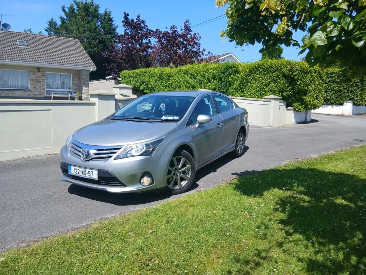 132 Toyota Avensis diesel - Image 1
