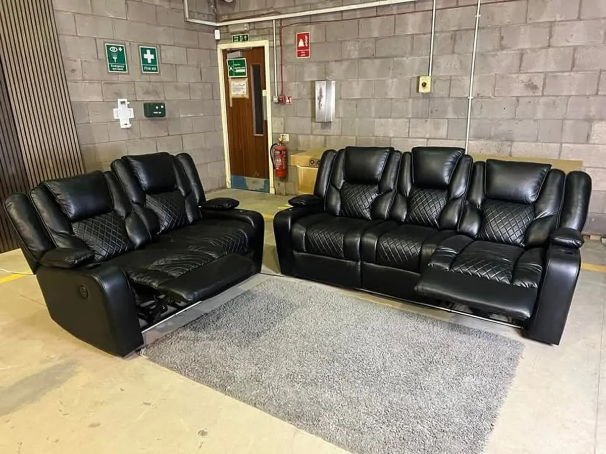 Electric Black Real Leather Orlando Recliner Sofa - Image 1