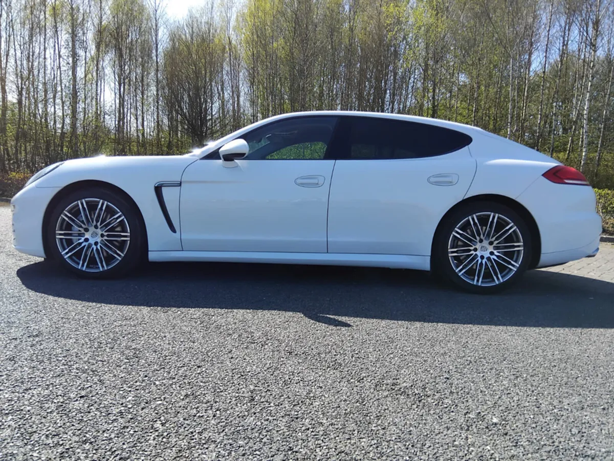 Porsche Panamera Panamera  *NEW NCT *SERVICED*FINA - Image 4