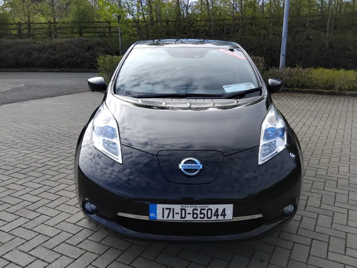 Nissan Leaf SV - Image 2