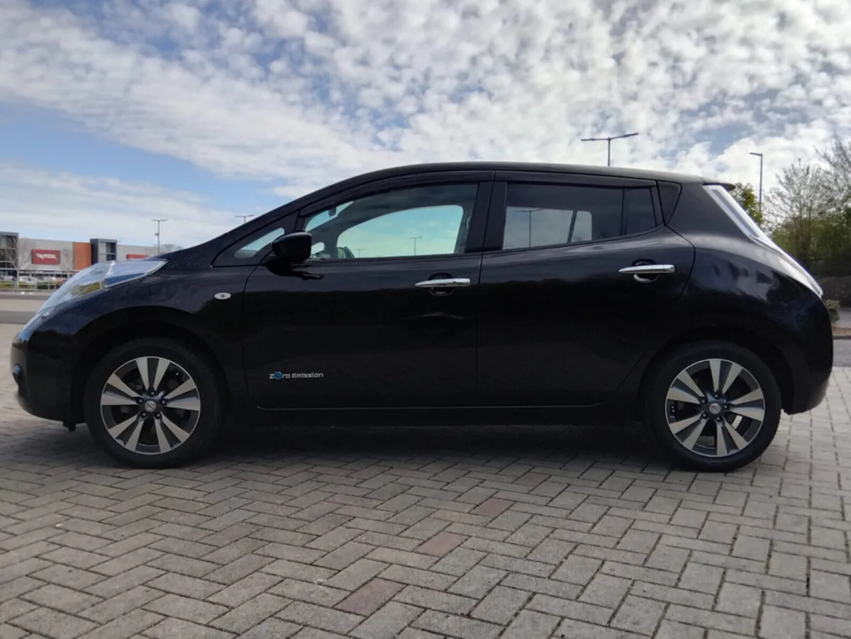 Nissan Leaf SV - Image 4