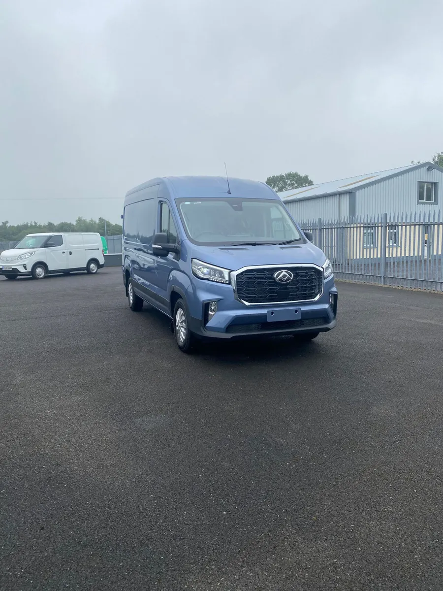 **2025 Maxus Deliver 9 LH FWD** - Image 1