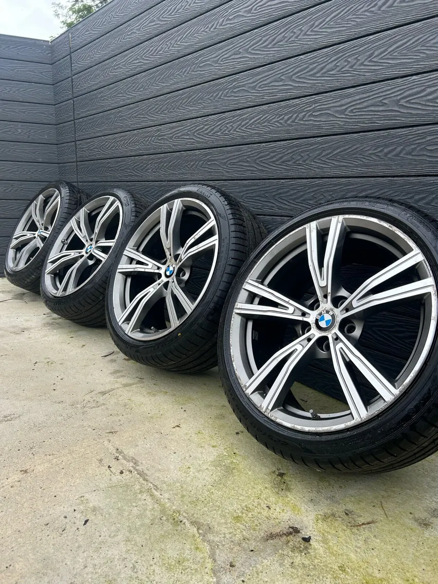 19” GENUINE BMW G20 3 SERIES ALLOY WHEELS & TYRES - Image 1