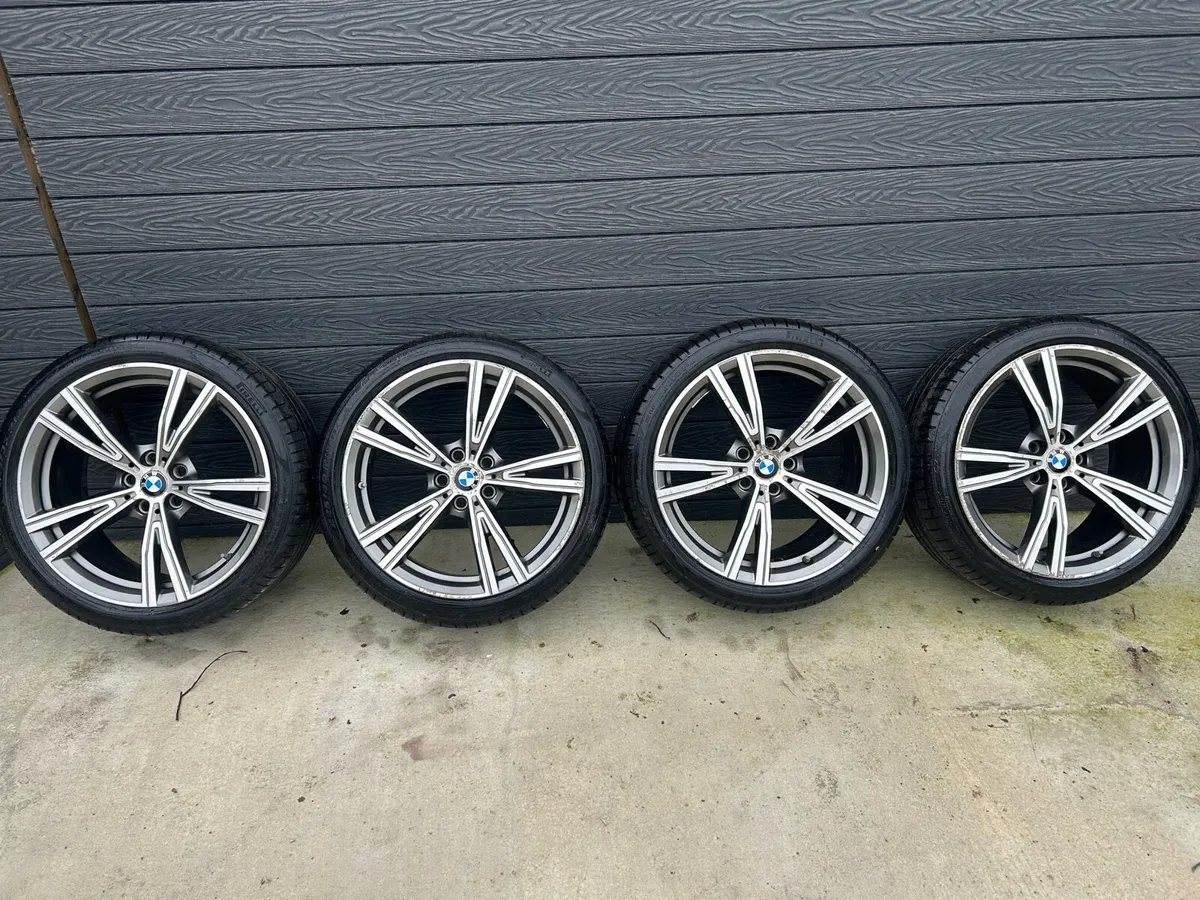 19” GENUINE BMW G20 3 SERIES ALLOY WHEELS & TYRES - Image 2